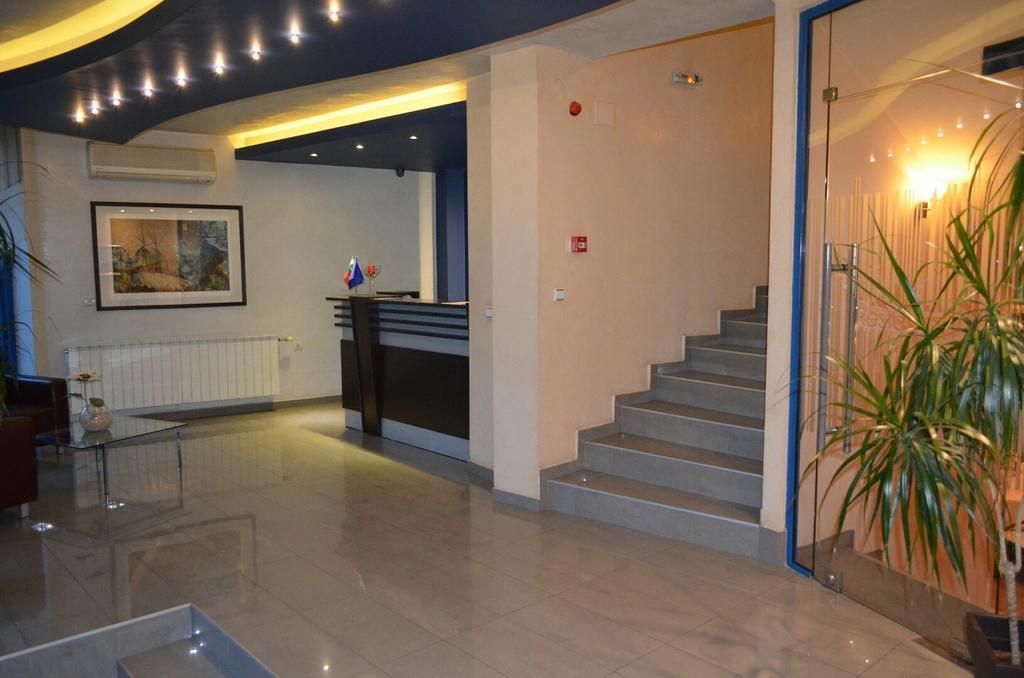 Riverside Family Hotel Yambol Exteriér fotografie