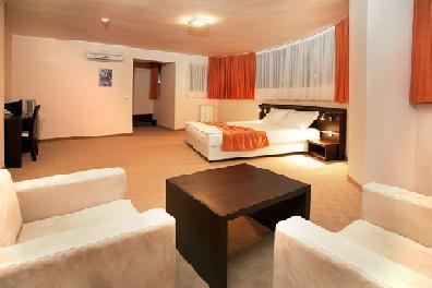 Riverside Family Hotel Yambol Exteriér fotografie